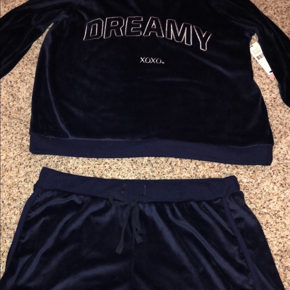 PJ set